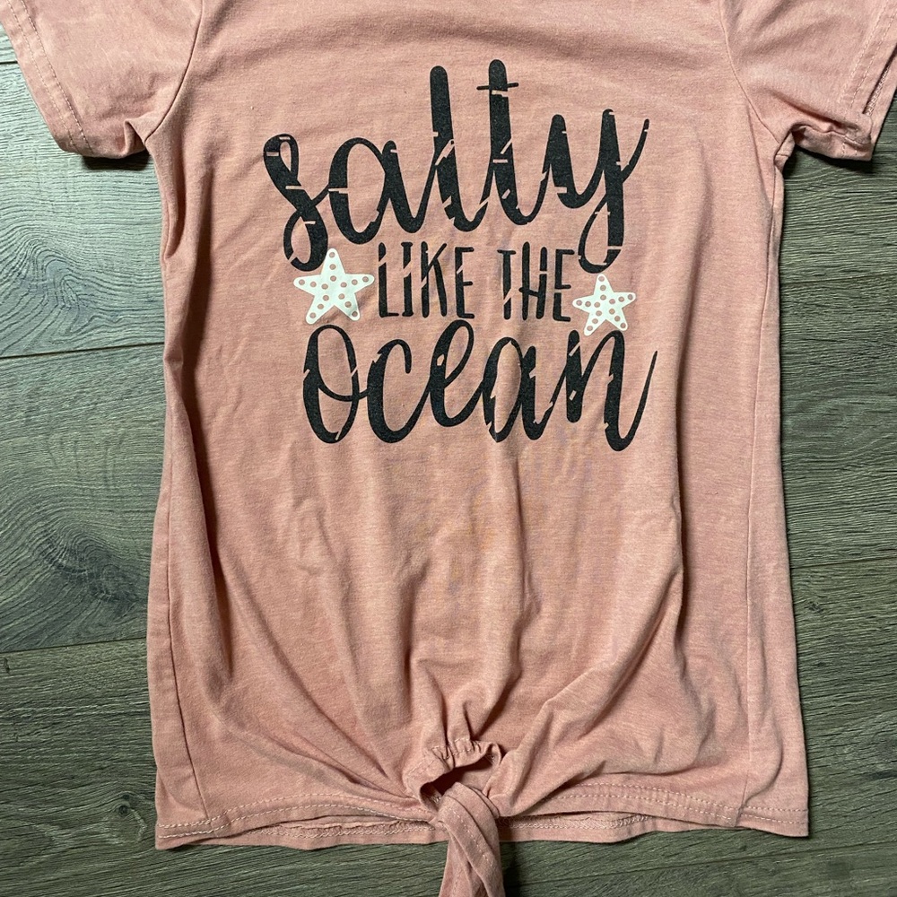 Size 10/12 girls t-shirt. Excellent condition!